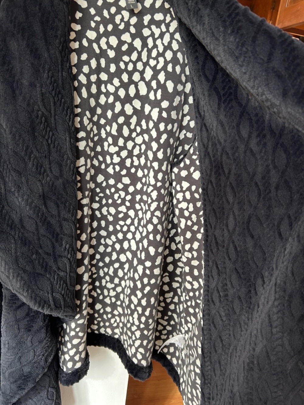 AnyBody || Black Faux Fur Vest with White Spot Lining - Picture 5 of 7